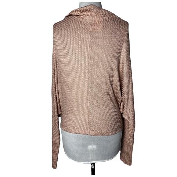 Sadie & Sage | New Tan Waffle Knit Drape Neck Dolman Sleeve Top, Medium - Picture 3 of 7
